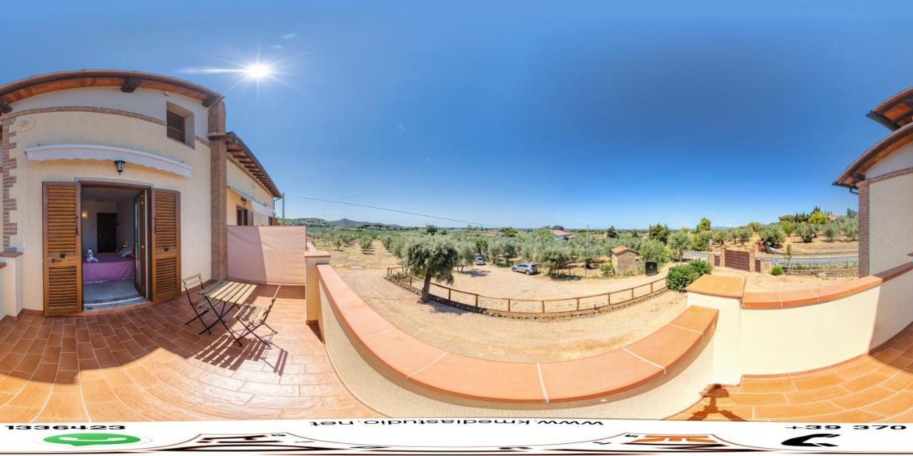 Agriturismo Il Vecchio Olivo Кастаньєто-Кардуччі Екстер'єр фото